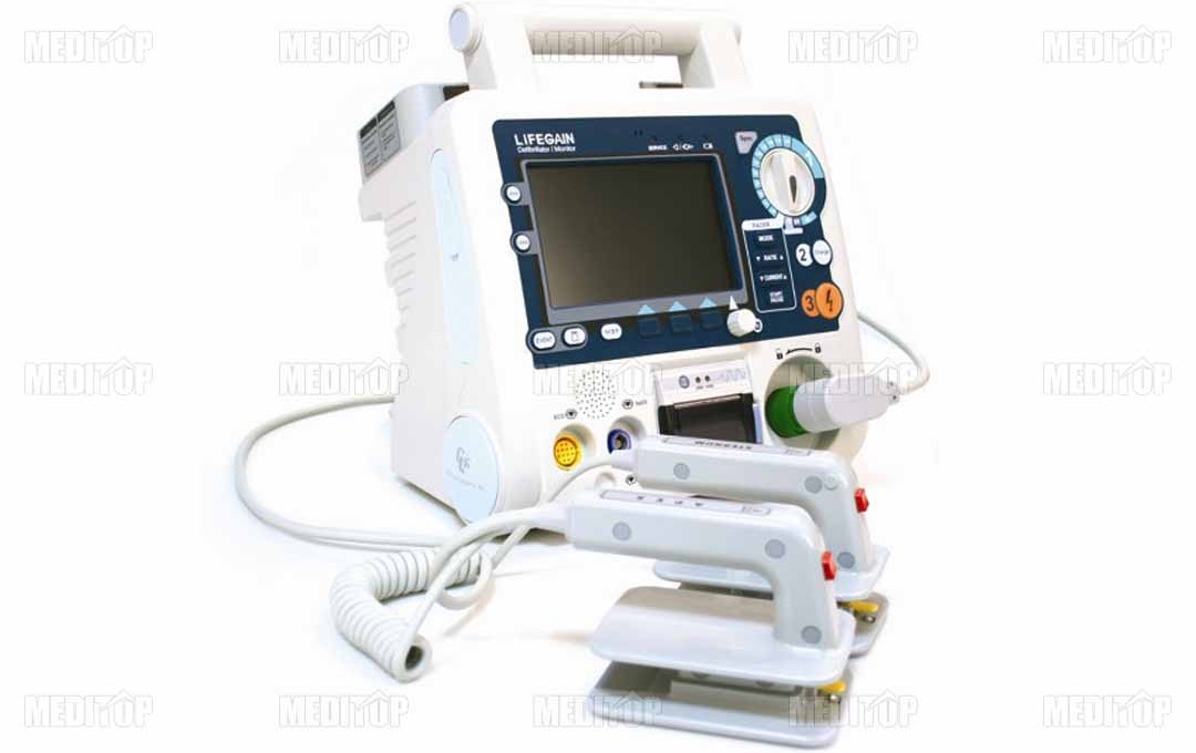 Máy sốc tim CU HD1