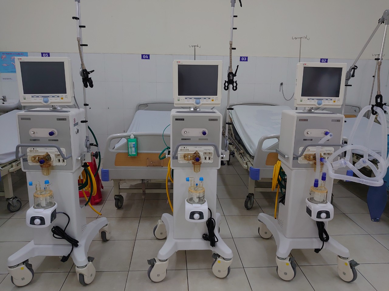 LẮP MÁY THỞ TẠI BỆNH VIỆN TRƯỜNG ĐẠI HỌC Y DƯỢC CẦN THƠ