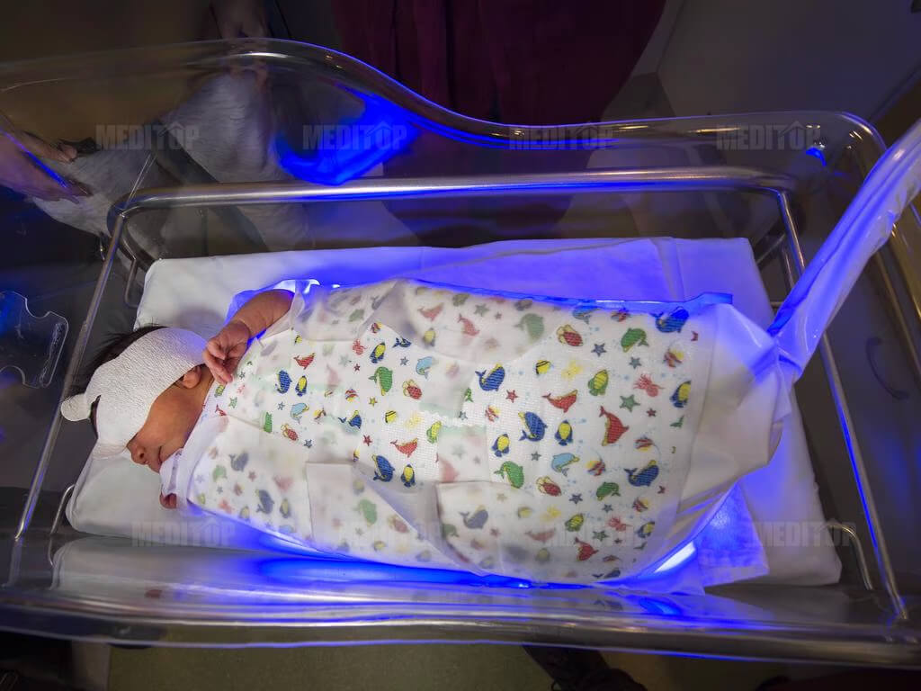 Chiếu đ&egrave;n v&agrave;ng da v&agrave; cơ chế hoạt động