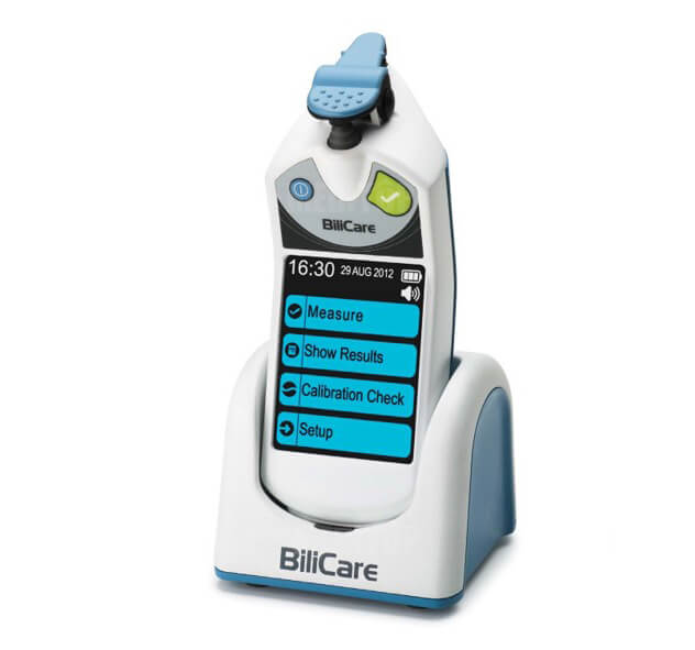 M&aacute;y đo bilirubin qua da trong quy tr&igrave;nh chăm s&oacute;c sơ sinh