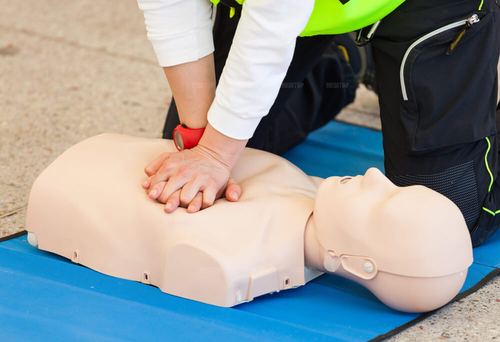 M&ocirc; h&igrave;nh CPR (hồi sức tim phổi)