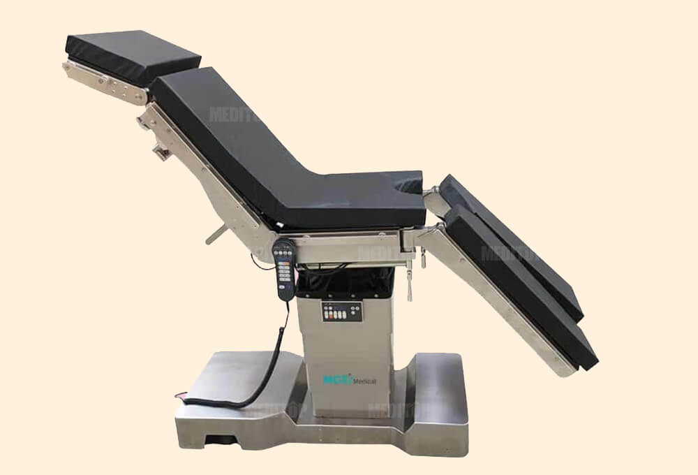 Bảo trì và vệ sinh bàn mổ điện thủy lực