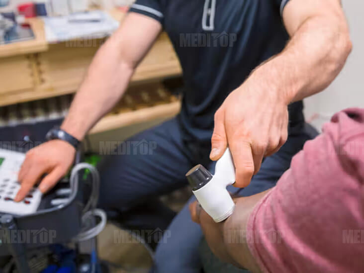 Giới thiệu về m&aacute;y si&ecirc;u &acirc;m điều trị