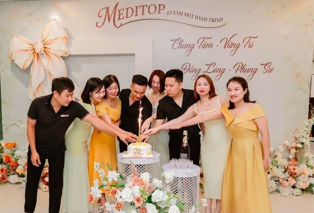 Sinh nhật MEDITOP