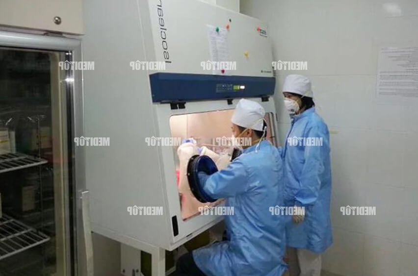Trang bị bảo hộ khi sử dụng tủ pha chế thuốc ung thư