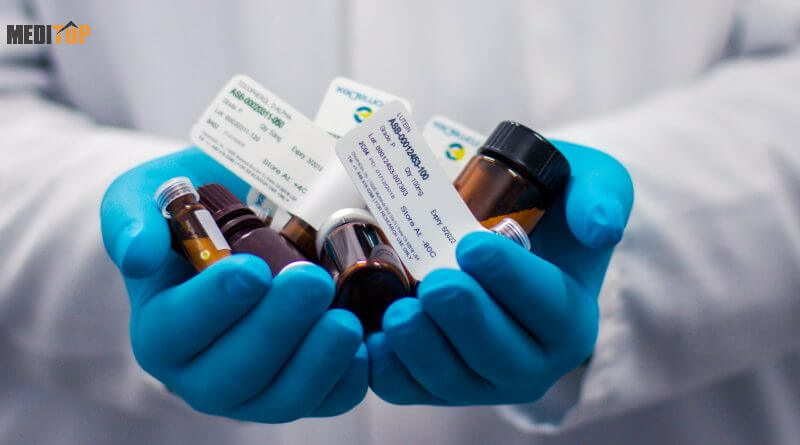 Thuốc mua bên ngoài