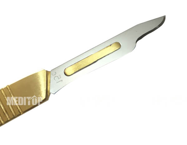 Ứng dụng của dao phẫu thuật số 15 trong y học