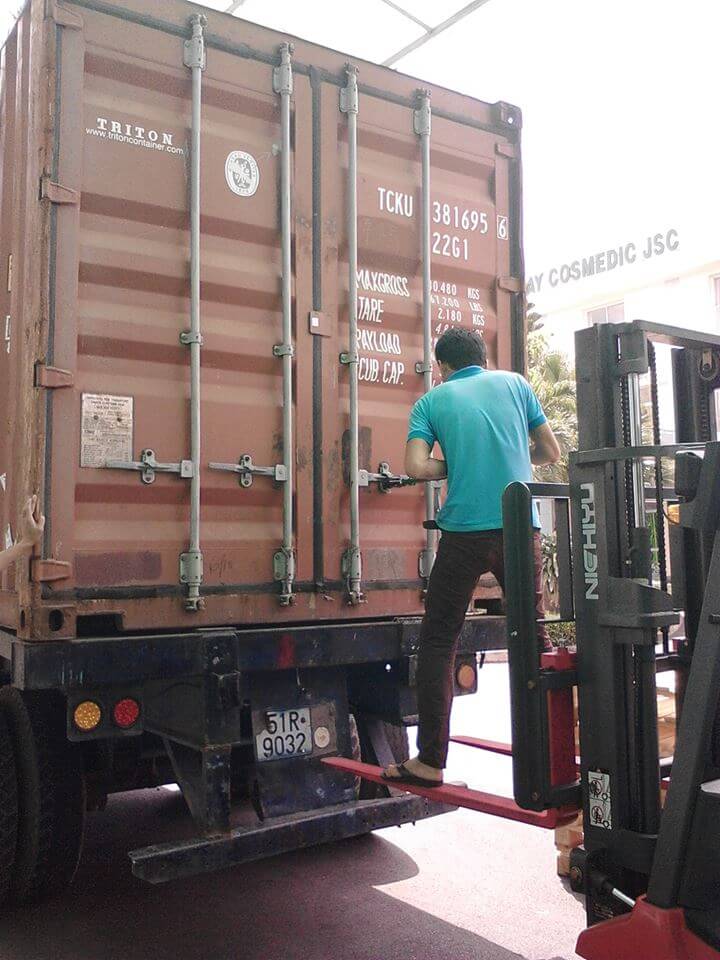 Hàng về nguyên container 01