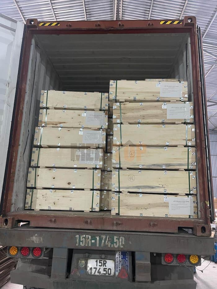 KHO TRỐNG LẠI ĐẦY – HÀNG VỀ LIÊN TỤC 3
