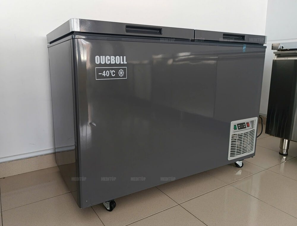 Dung tích tủ phù hợp với số lượng và loại mẫu cần lưu trữ