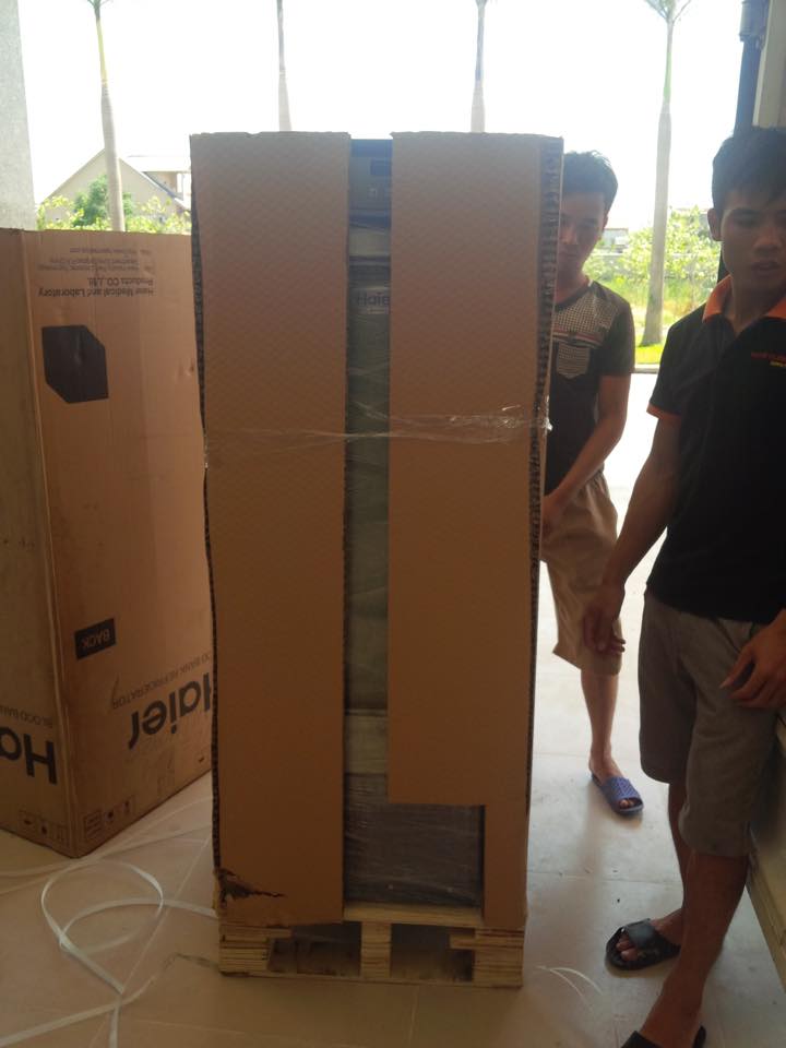 Giao h&agrave;ng tại BV Quốc tế Vinh của Meditop