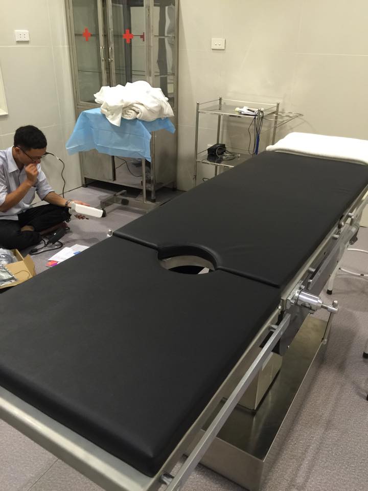 Lắp thiết bị ph&ograve;ng mổ tại Thẩm mỹ Lilita 04