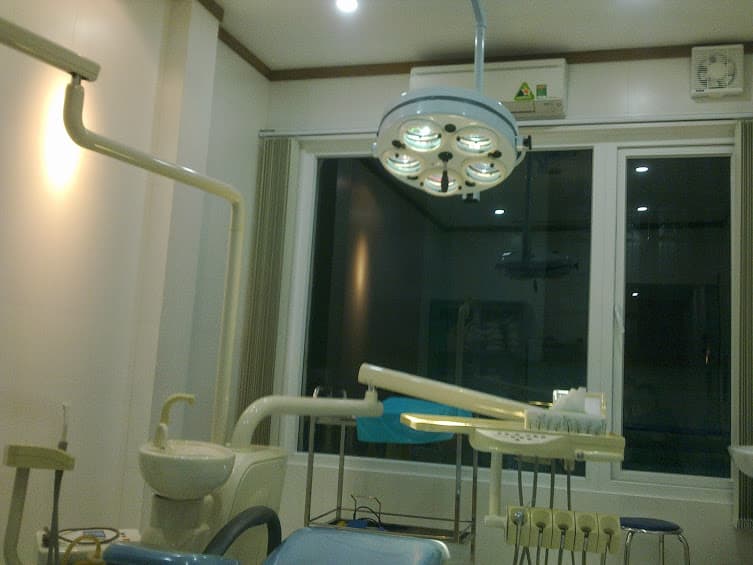 đèn mổ treo trần 1 nhanh