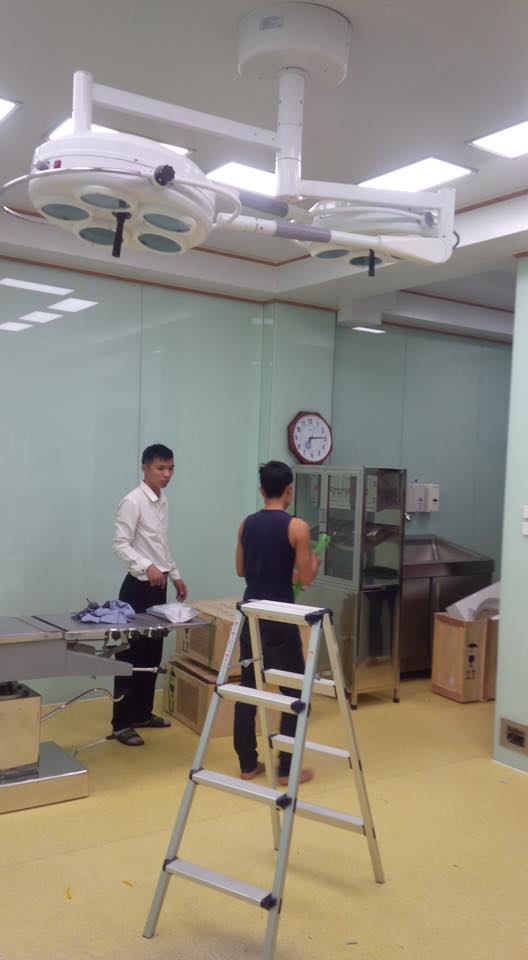 Lắp thiết bị taị Thẩm mỹ Thiên Mỹ 03