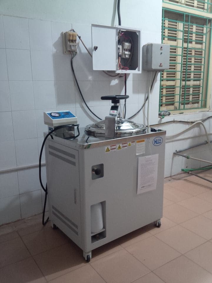 Nồi hấp ướt tiệt trùng