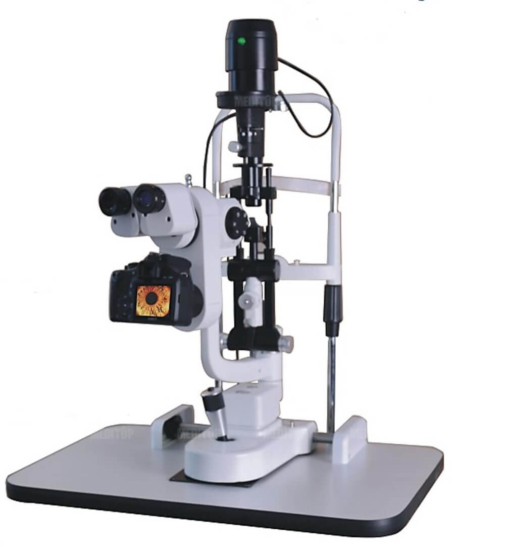 Đ&egrave;n soi đ&aacute;y mắt