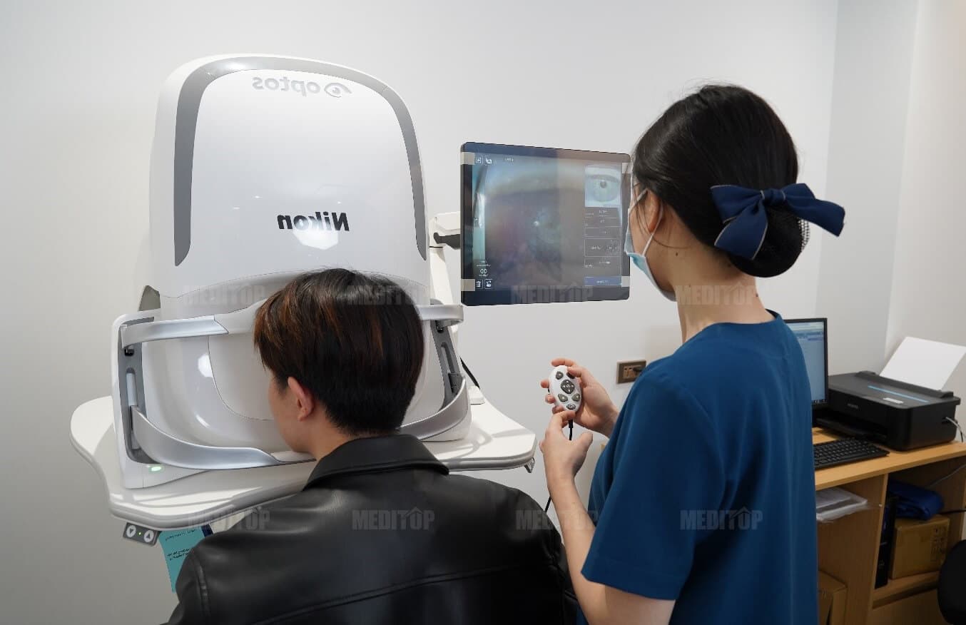 M&aacute;y chụp đ&aacute;y mắt