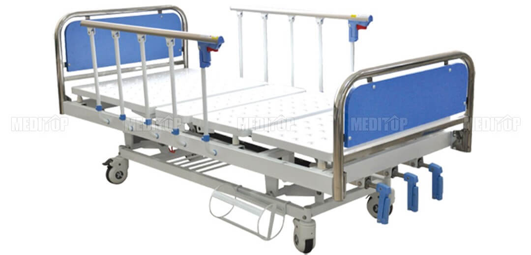Giường bệnh nhân nhập khẩu 3 tay quay